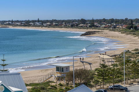 A 406 FANTASTIC OCEAN BEACH And MARINA VIEW APT - MANDURAH - Tourism Search 5