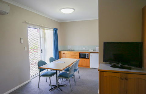 Esplanade Hotel Busselton - Tourism Search 20