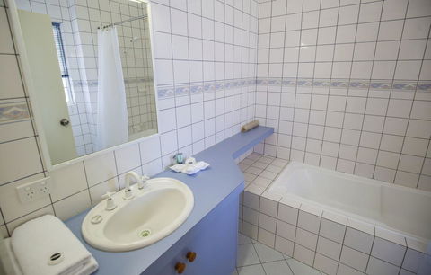 Esplanade Hotel Busselton - Tourism Search 16