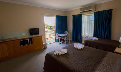 Esplanade Hotel Busselton - Tourism Search 15