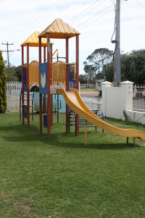 Esplanade Hotel Busselton - Tourism Search 10