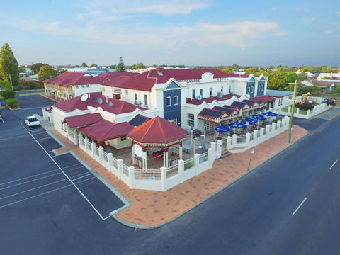 Esplanade Hotel Busselton - Tourism Search 13
