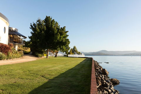 Wrest Point - Tourism Search 1