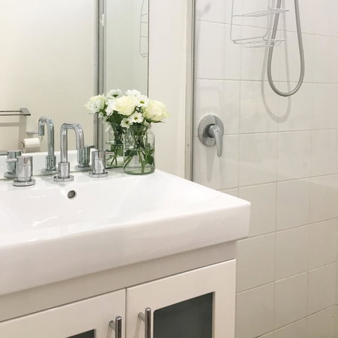 Sandy Bay Studio Apartment - Tourism Search 7