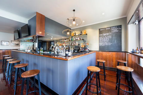 Customs House Hotel - Tourism Search 13