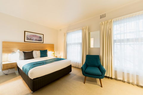 Customs House Hotel - Tourism Search 11