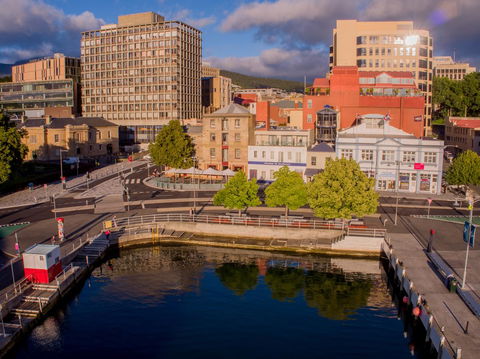 Customs House Hotel - Tourism Search 2