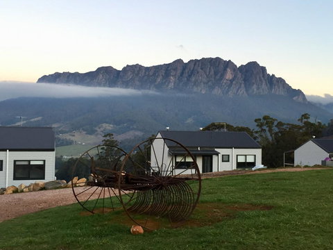 Manna Hill Farm - Tourism Search 11