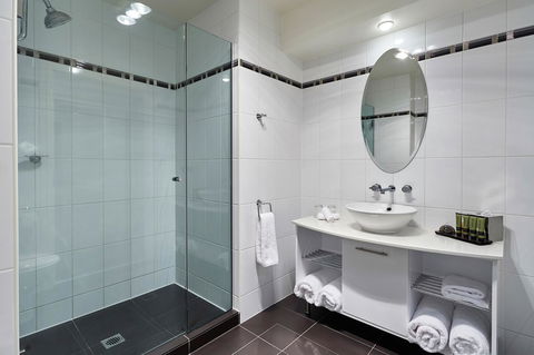 Peppers Seaport Hotel - Tourism Search 8