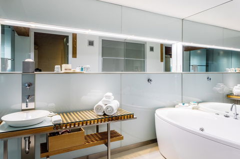 The Henry Jones Art Hotel - Tourism Search 41