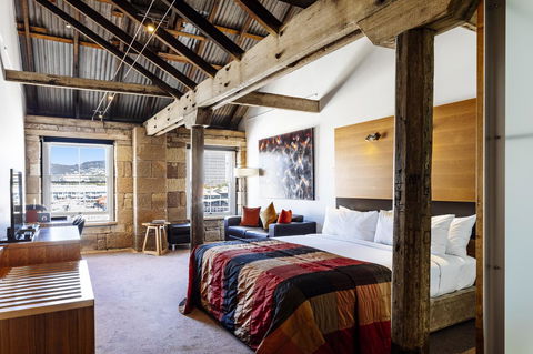 The Henry Jones Art Hotel - Tourism Search 3