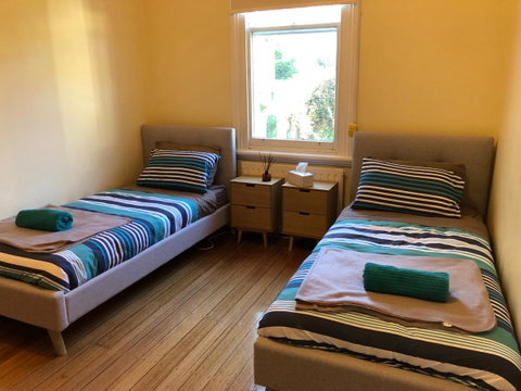 Riverbank Villa - Tourism Search 2