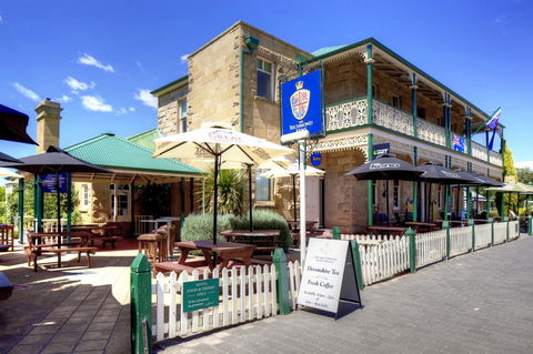 The Richmond Arms Hotel - Tourism Search 1
