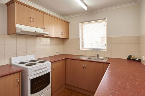 Elphin Serviced Apartments - Tourism Search 26