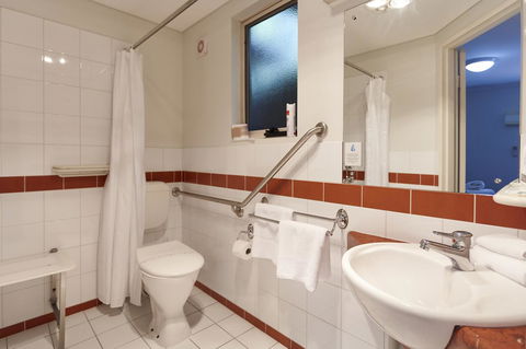 Elphin Serviced Apartments - Tourism Search 32