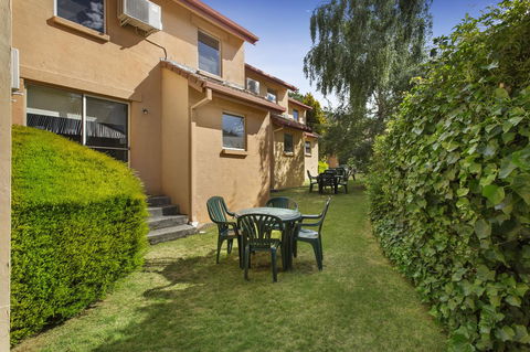 Elphin Serviced Apartments - Tourism Search 41