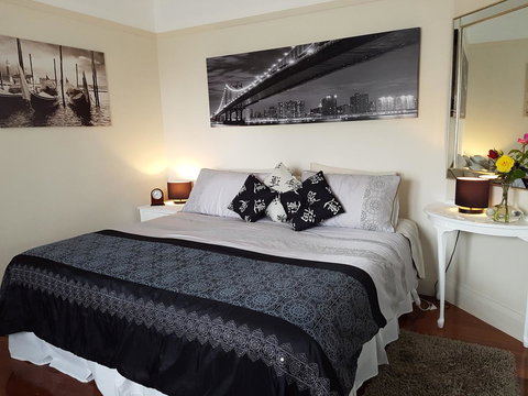 Two Up On York - Tourism Search 5