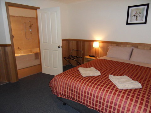 Driftwood Strahan Villas - Tourism Search 15