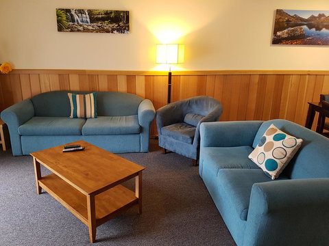 Driftwood Strahan Villas - Tourism Search 10