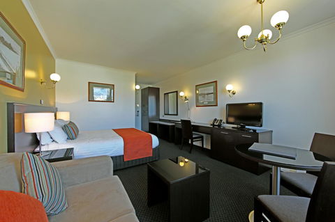 Lenna Of Hobart - Tourism Search 1