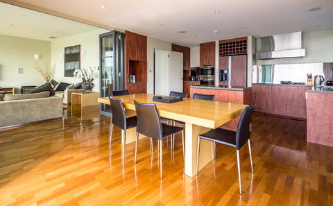 Lenna Of Hobart - Tourism Search 40