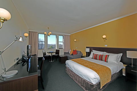 Lenna Of Hobart - Tourism Search 19