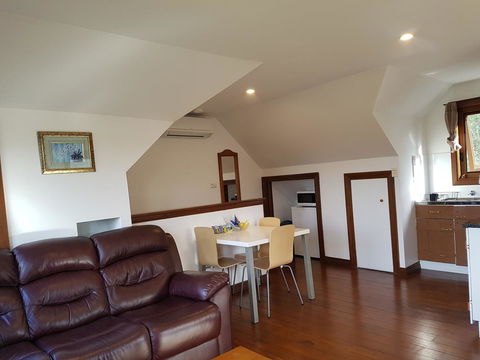 Riverside Studioâ˜†Privateâ˜† - Tourism Search 9