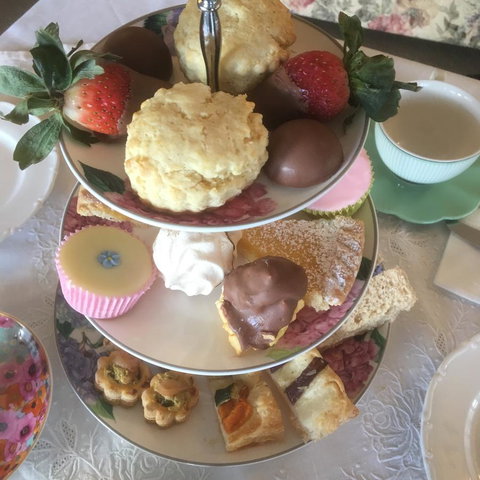 House On The Hill Bed And Breakfast - Tourism Search 5