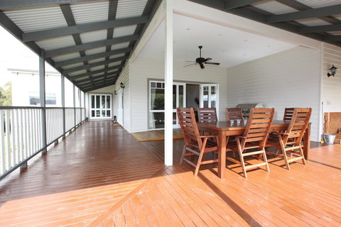 House On The Hill Bed And Breakfast - Tourism Search 40