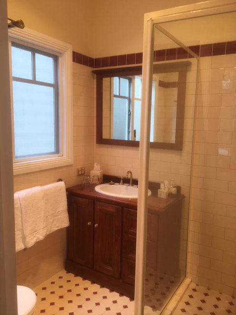 House On The Hill Bed And Breakfast - Tourism Search 14