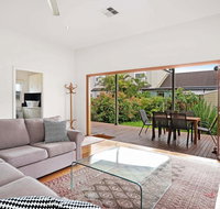 Newcastle Executive Homes - Cooks Hill Cottage - Tourism Search