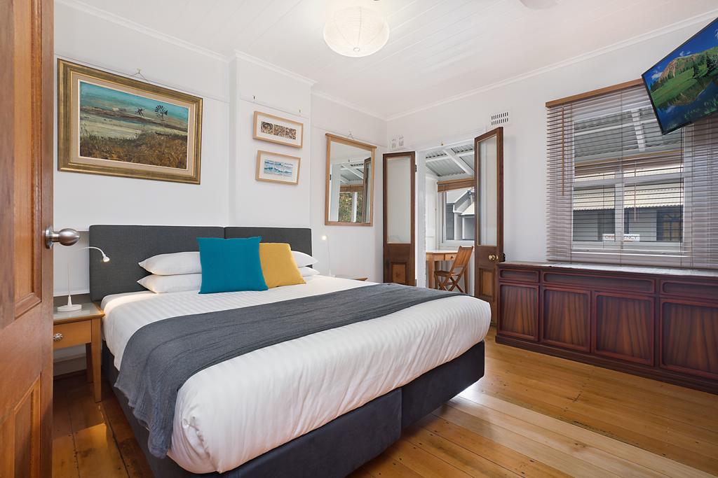 Newcastle NSW Tourism Search
