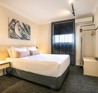 Nightcap at Hendon Hotel - Tourism Search