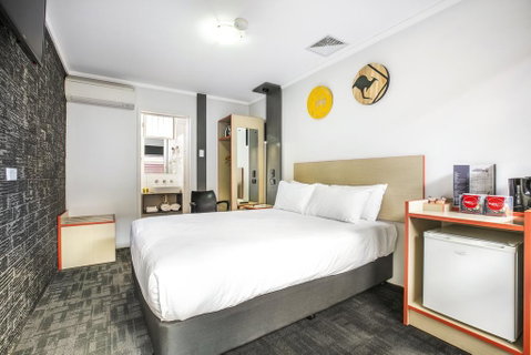 Nightcap At Jamison Hotel - Tourism Search 0