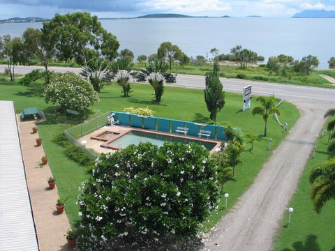 Ocean View Motel Bowen - Tourism Search 0