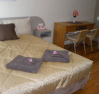 Palms Oasis Motel - Tourism Search