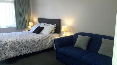 Paramount Motel - Tourism Search 0