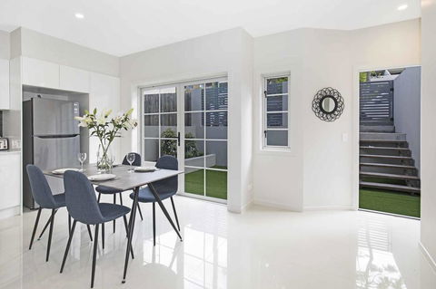 Park Avenue Hideaway For 4 Auchenflower Brisbane - Tourism Search 3