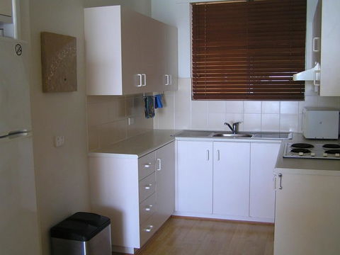 Park Towers Holiday Units - Tourism Search 3