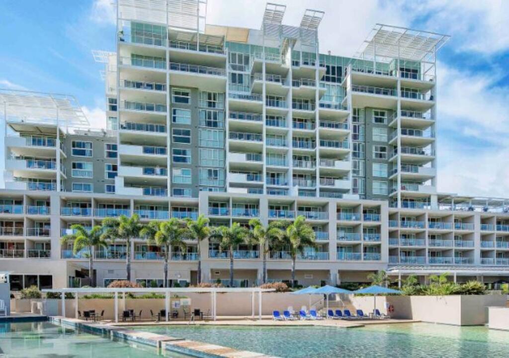 Pelican Waters QLD Tourism Search