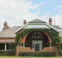 Petersons Armidale Winery and Guesthouse - Tourism Search