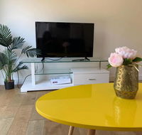 Pleasant Bedroom in Bentleigh East - Tourism Search