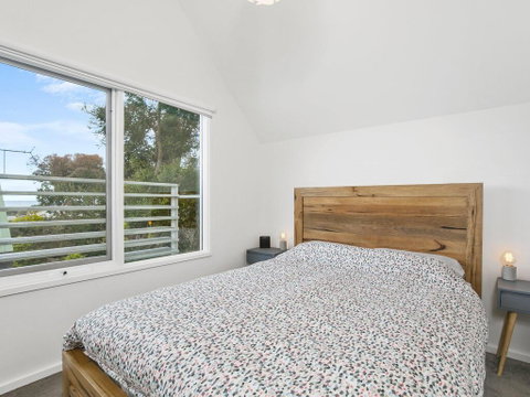 Point Roadknight Villa 3 - Tourism Search 3