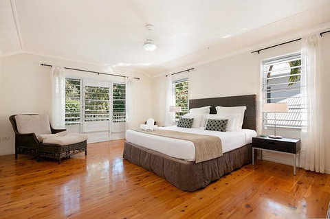 Port Douglas Condo - Tourism Search 1