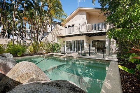 Port Douglas Condo - Tourism Search 0