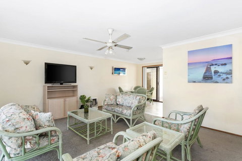 Powell 1A - Tourism Search 3