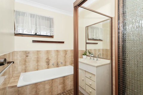 Powell 1A - Tourism Search 1