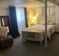 Private room downstairs area - Tourism Search