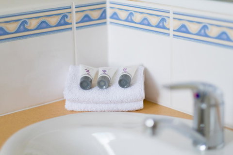 Prom Gate Getaway - Tourism Search 2