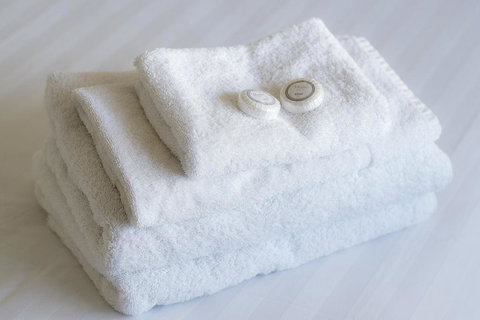 Prom Gate Getaway - Tourism Search 1